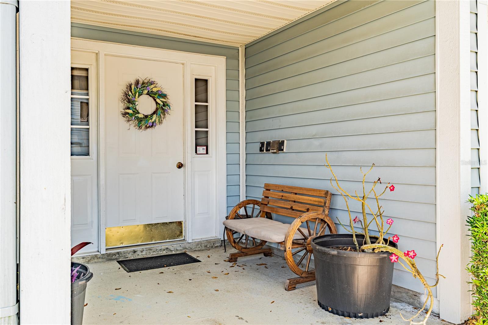5395 DOVER VILLAGE LANE 305