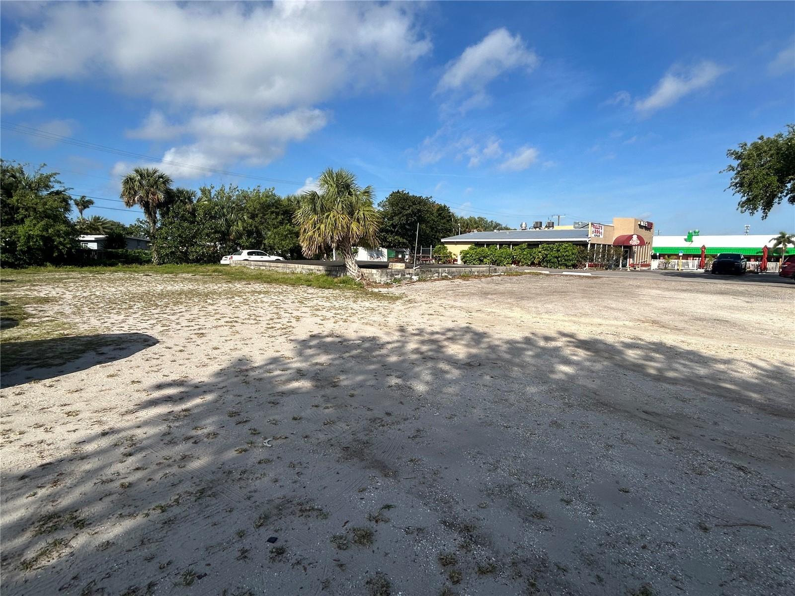 3601 TAMIAMI TRAIL