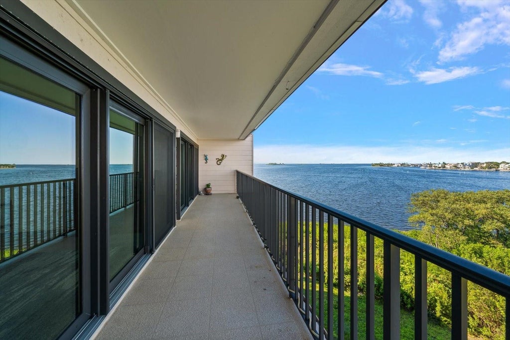 Photo of 2700 Bayshore Boulevard #11404, Dunedin, FL 34698 (MLS # TB8559049)