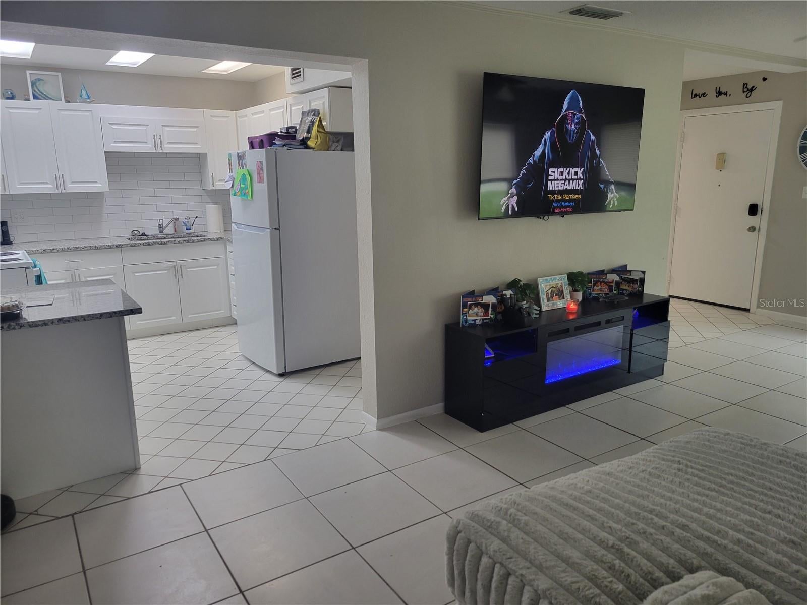 3756 AMHERST WAY 1