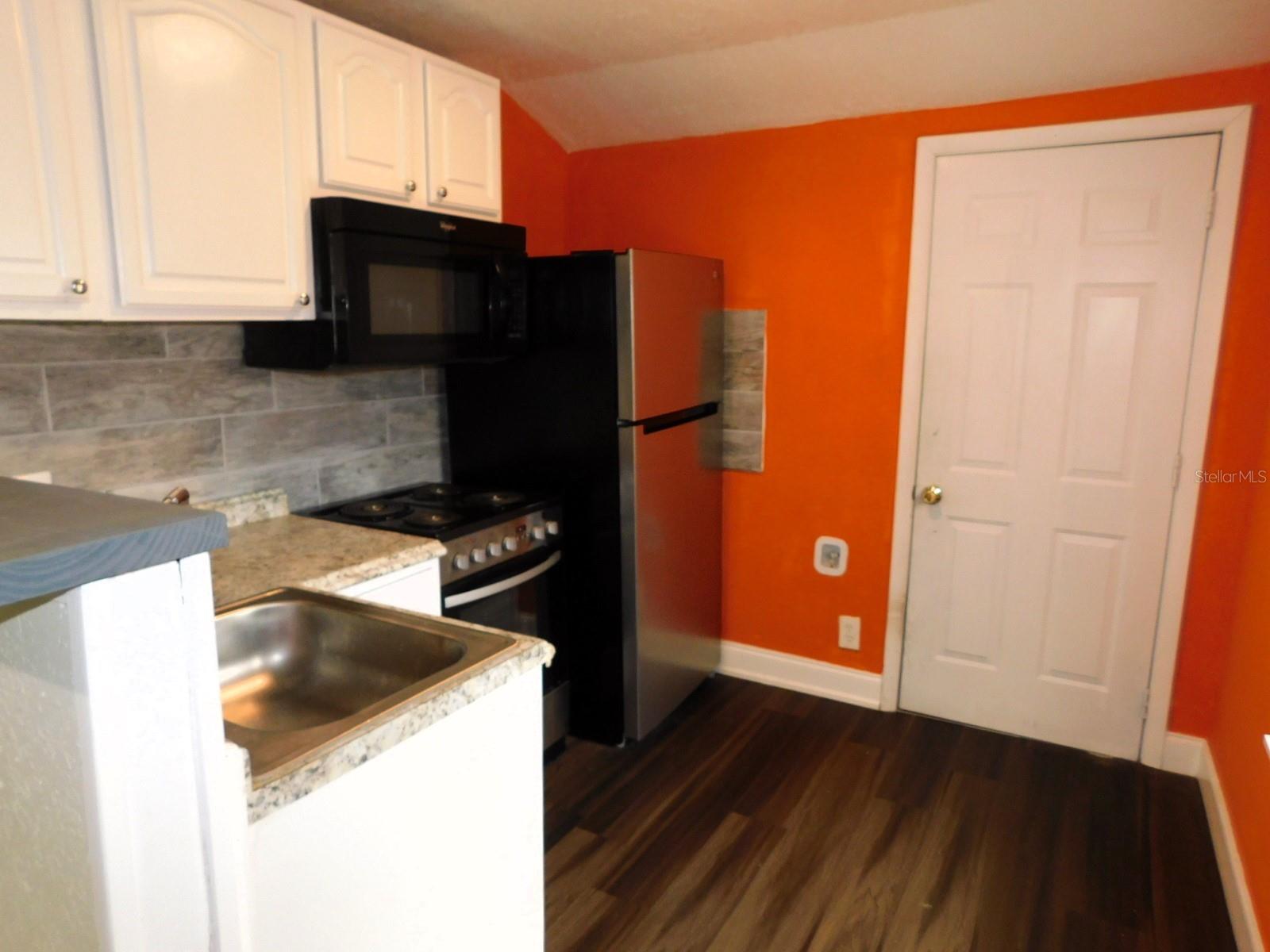 FRANCIS RE-SUB - Residential