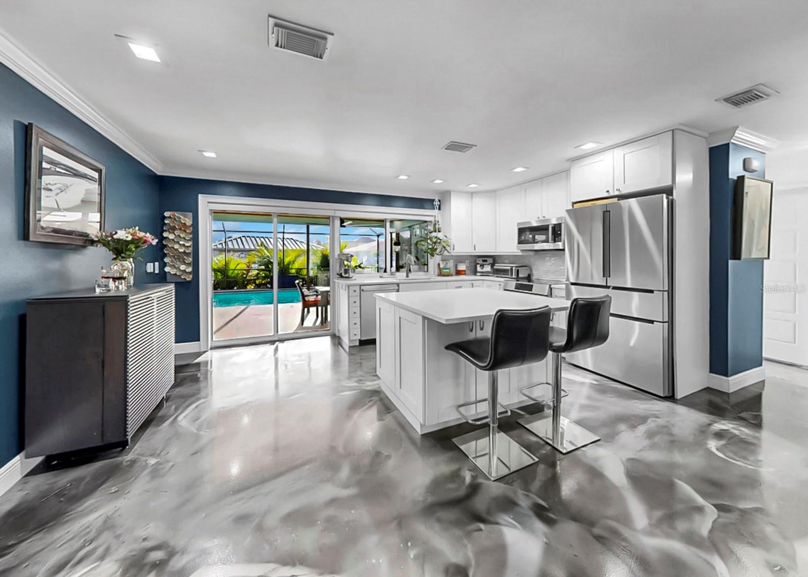 1016 SPINDLE PALM WAY