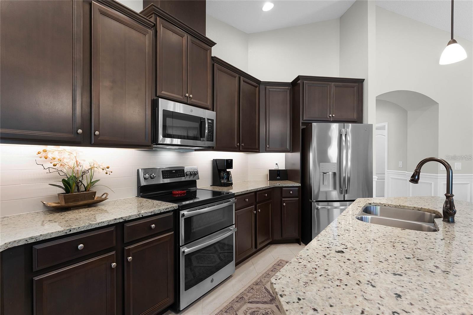 NARCOOSSEE DEL SOL - Residential Lease