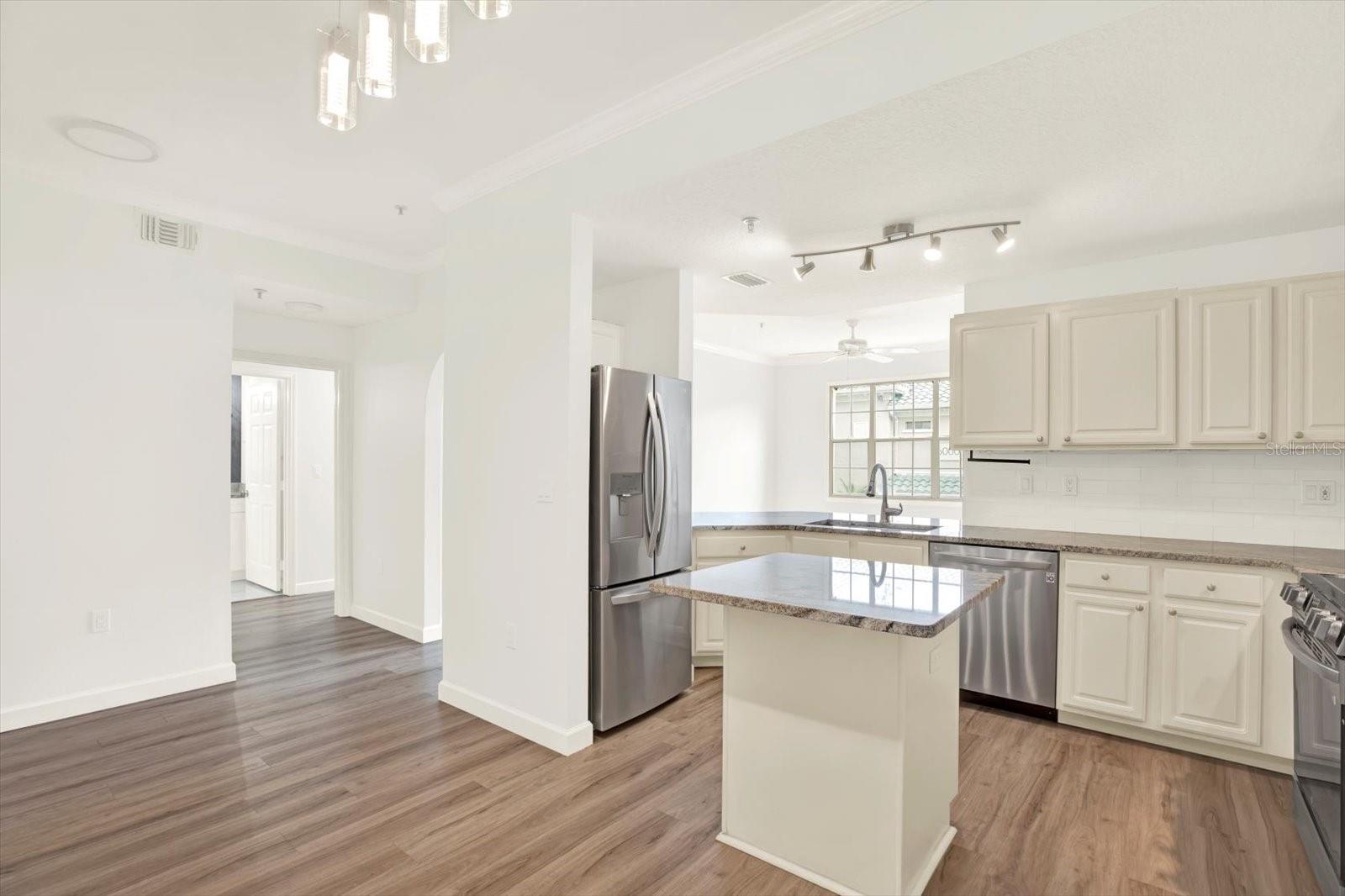 HARBOUR PLACE CITY HOMES A CON - Residential Lease