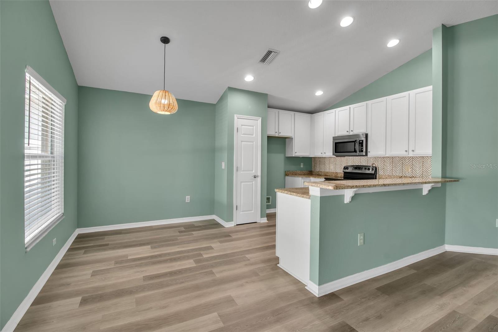 9628 CYPRESS HARBOR DRIVE