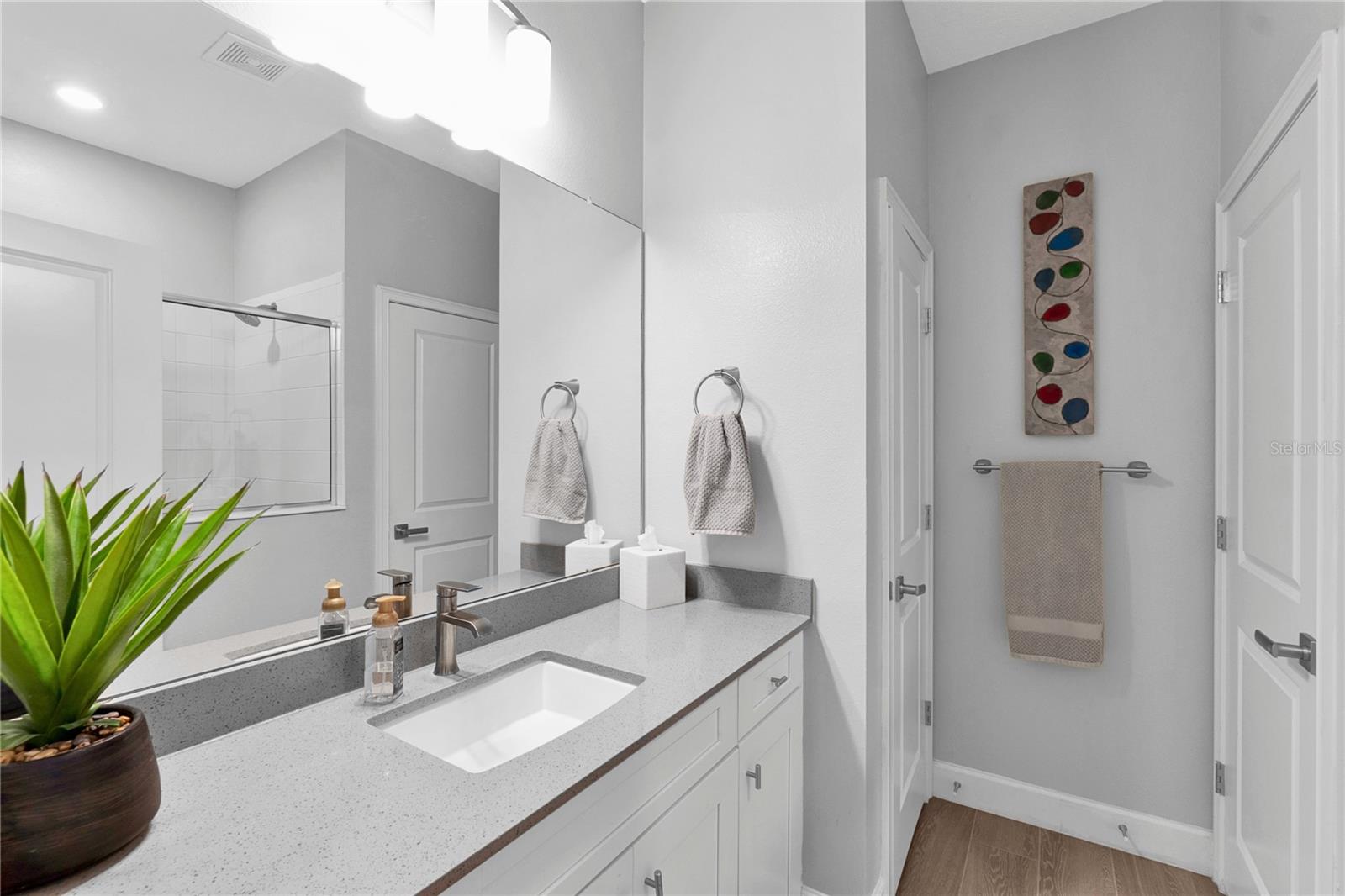 MIRABAY PRCL 8 - Residential
