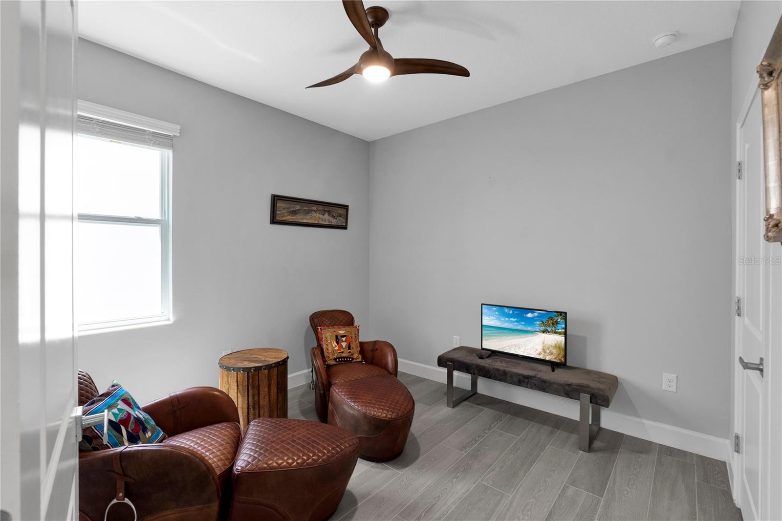 MIRABAY PRCL 8 - Residential