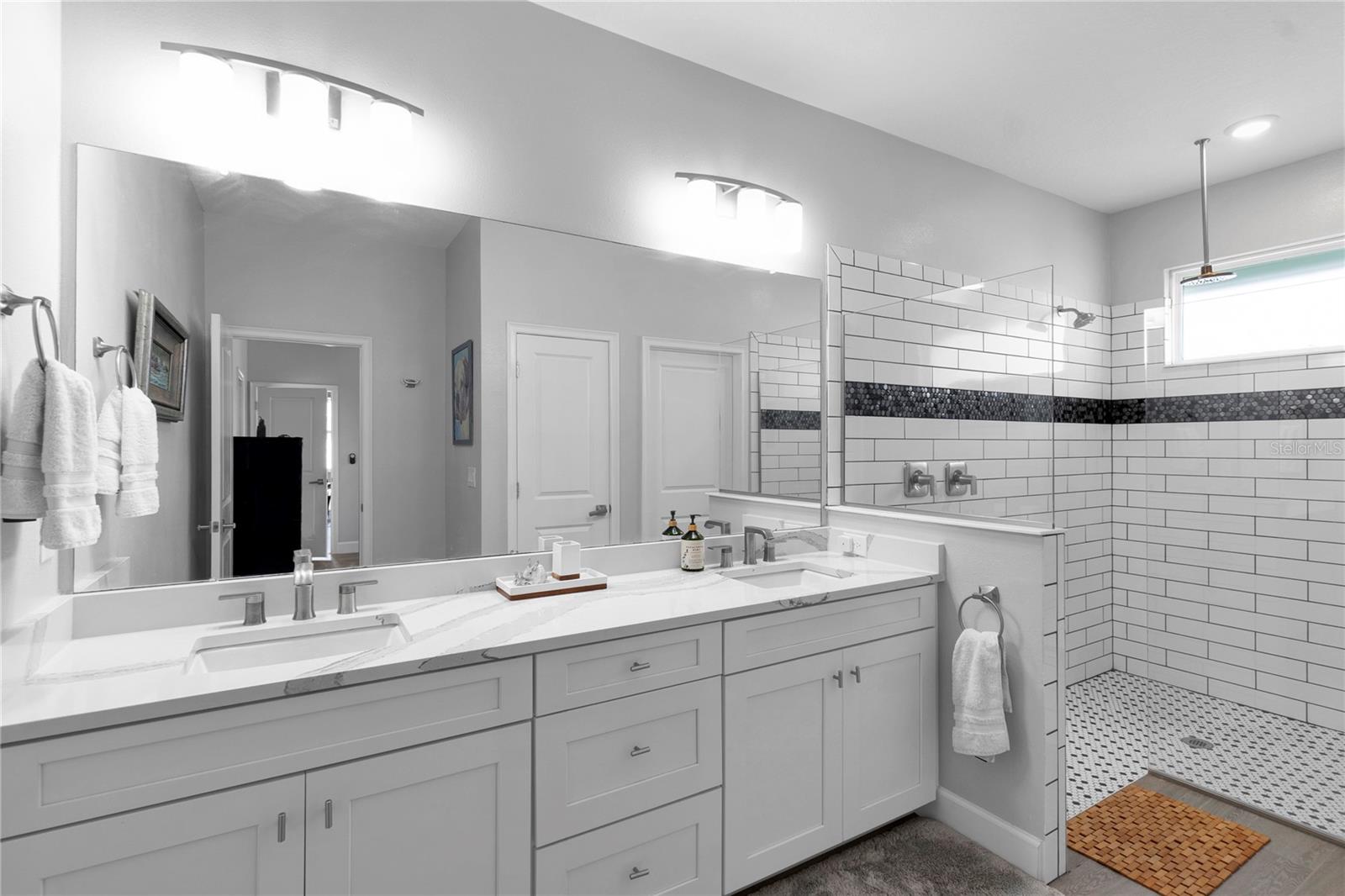 MIRABAY PRCL 8 - Residential