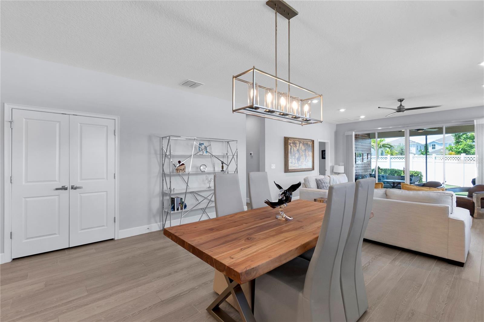 MIRABAY PRCL 8 - Residential