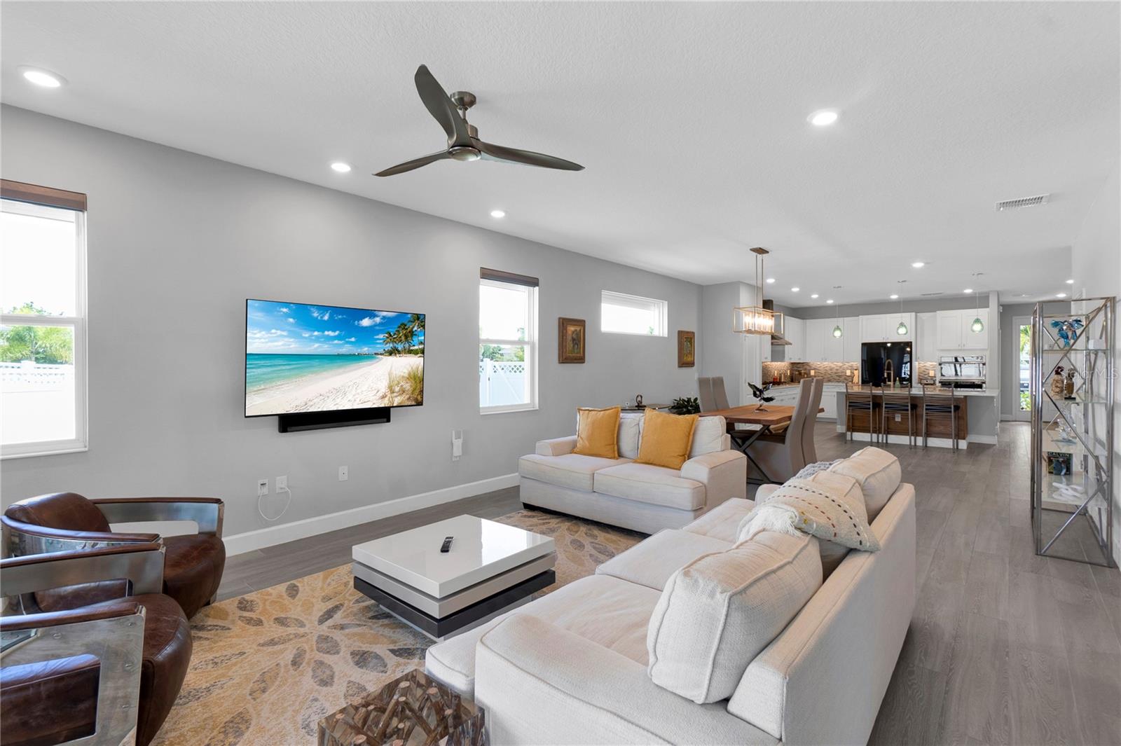 MIRABAY PRCL 8 - Residential