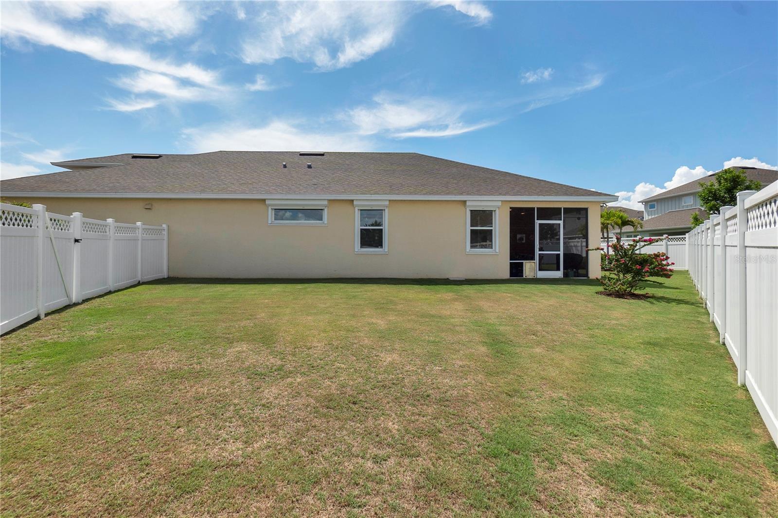 MIRABAY PRCL 8 - Residential