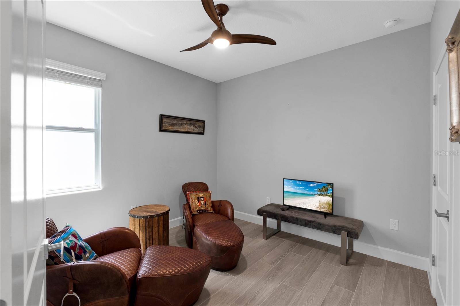 MIRABAY PRCL 8 - Residential