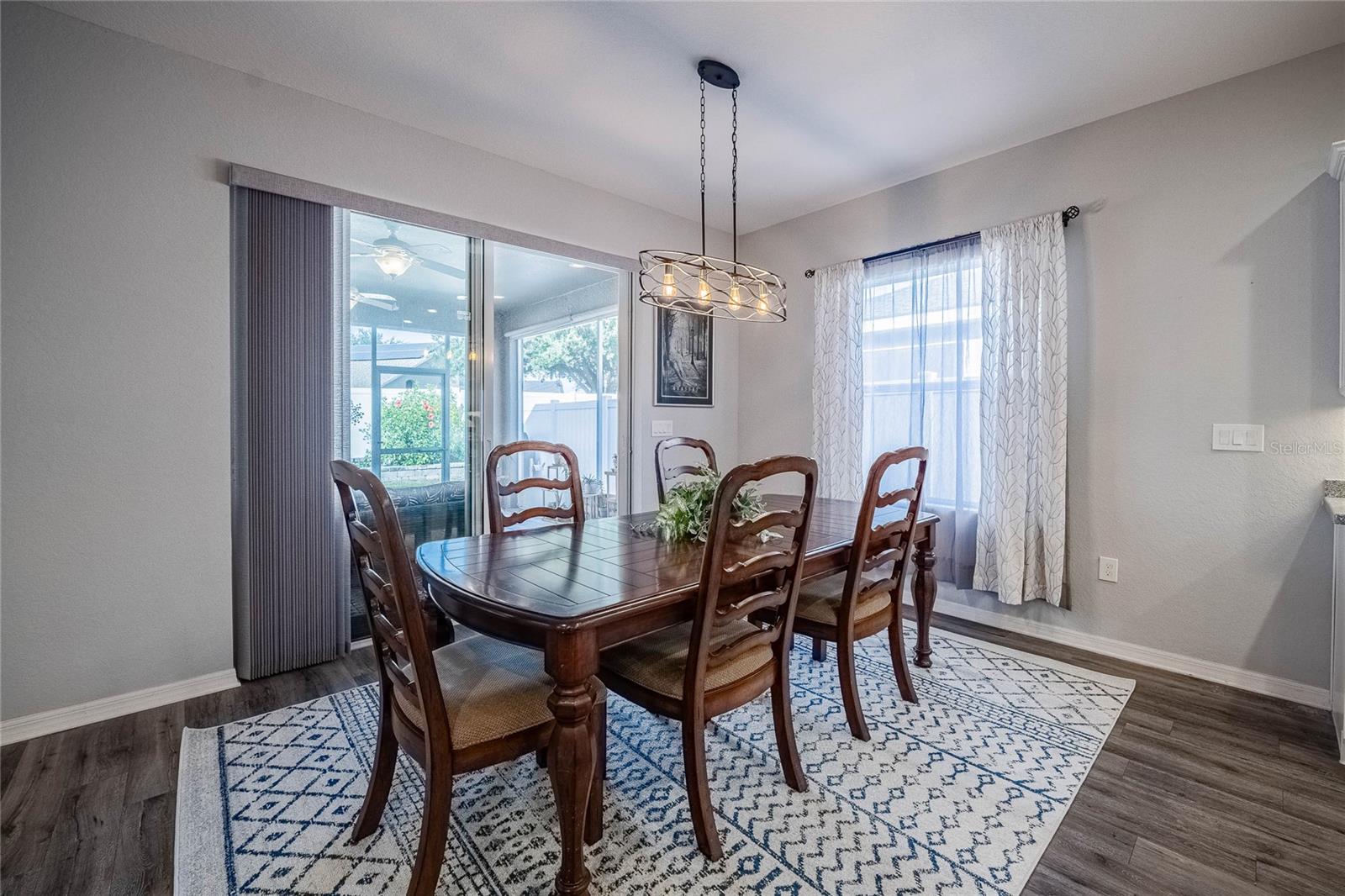 DONOVAN TRACE - Residential