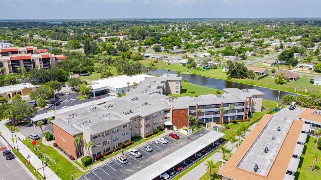 PLAZA VIEW PH 02 - Residential