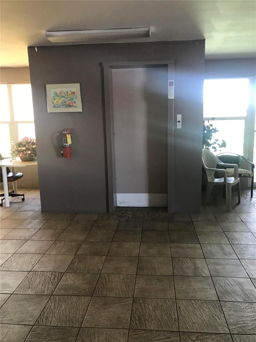 PLAZA VIEW PH 02 - Residential