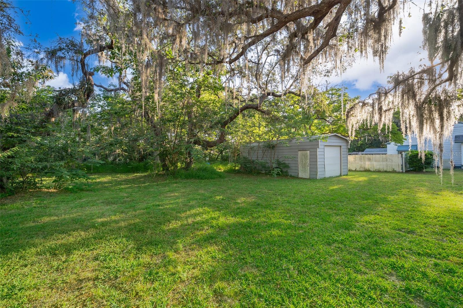 321 E GULLEY AVENUE