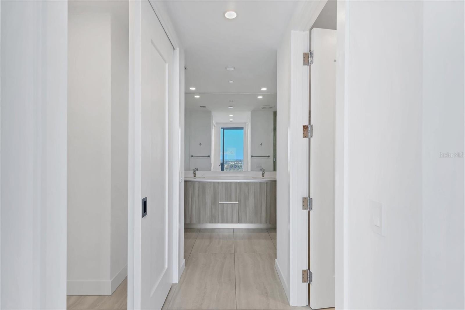 BAYSO SARASOTA CONDO - Residential Lease