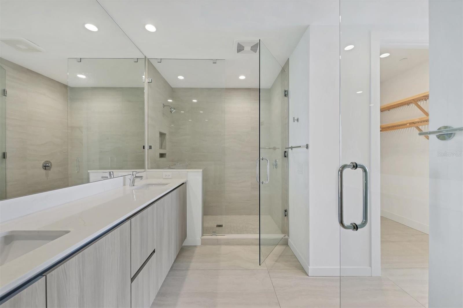 BAYSO SARASOTA CONDO - Residential Lease