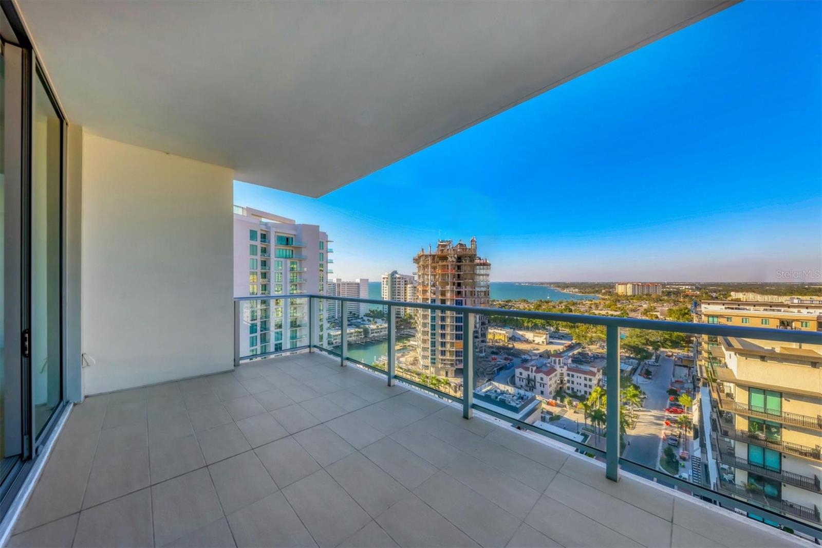 BAYSO SARASOTA CONDO - Residential Lease
