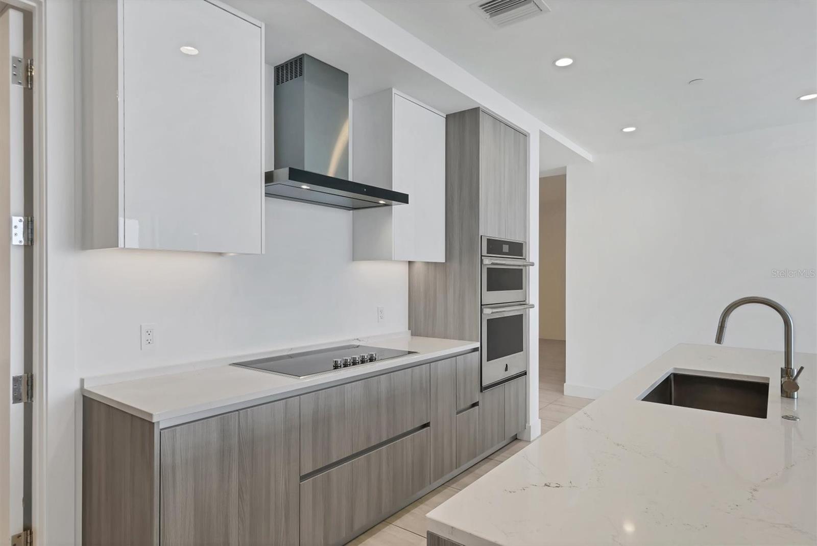 BAYSO SARASOTA CONDO - Residential Lease