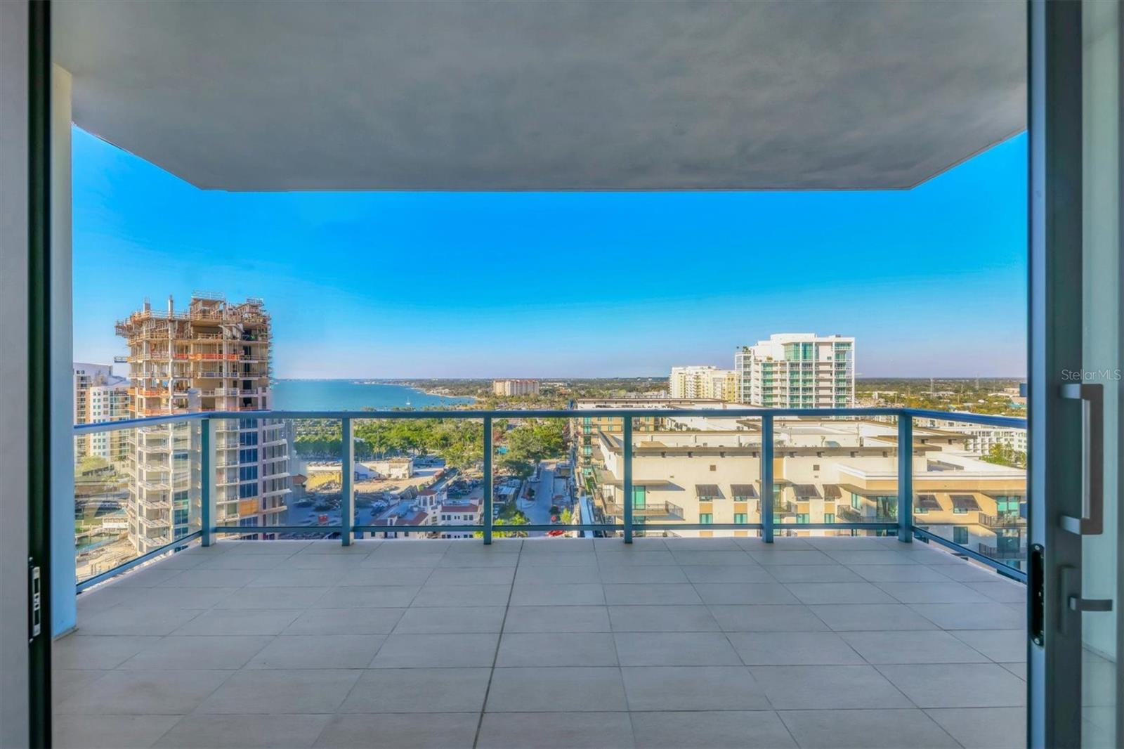 BAYSO SARASOTA CONDO - Residential Lease
