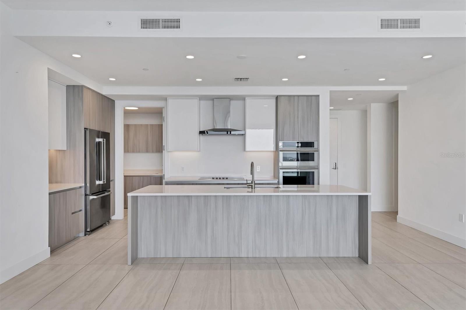 BAYSO SARASOTA CONDO - Residential Lease