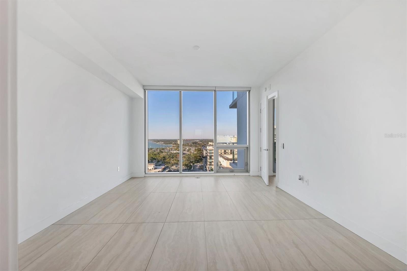 BAYSO SARASOTA CONDO - Residential Lease