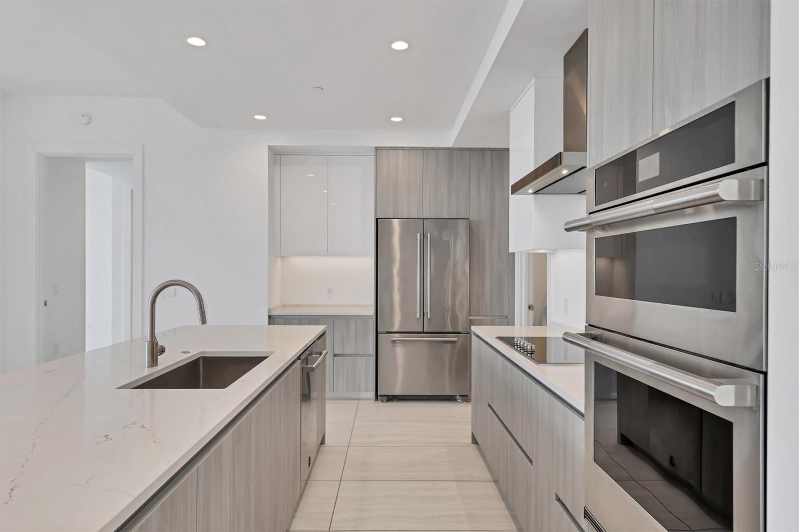 BAYSO SARASOTA CONDO - Residential Lease