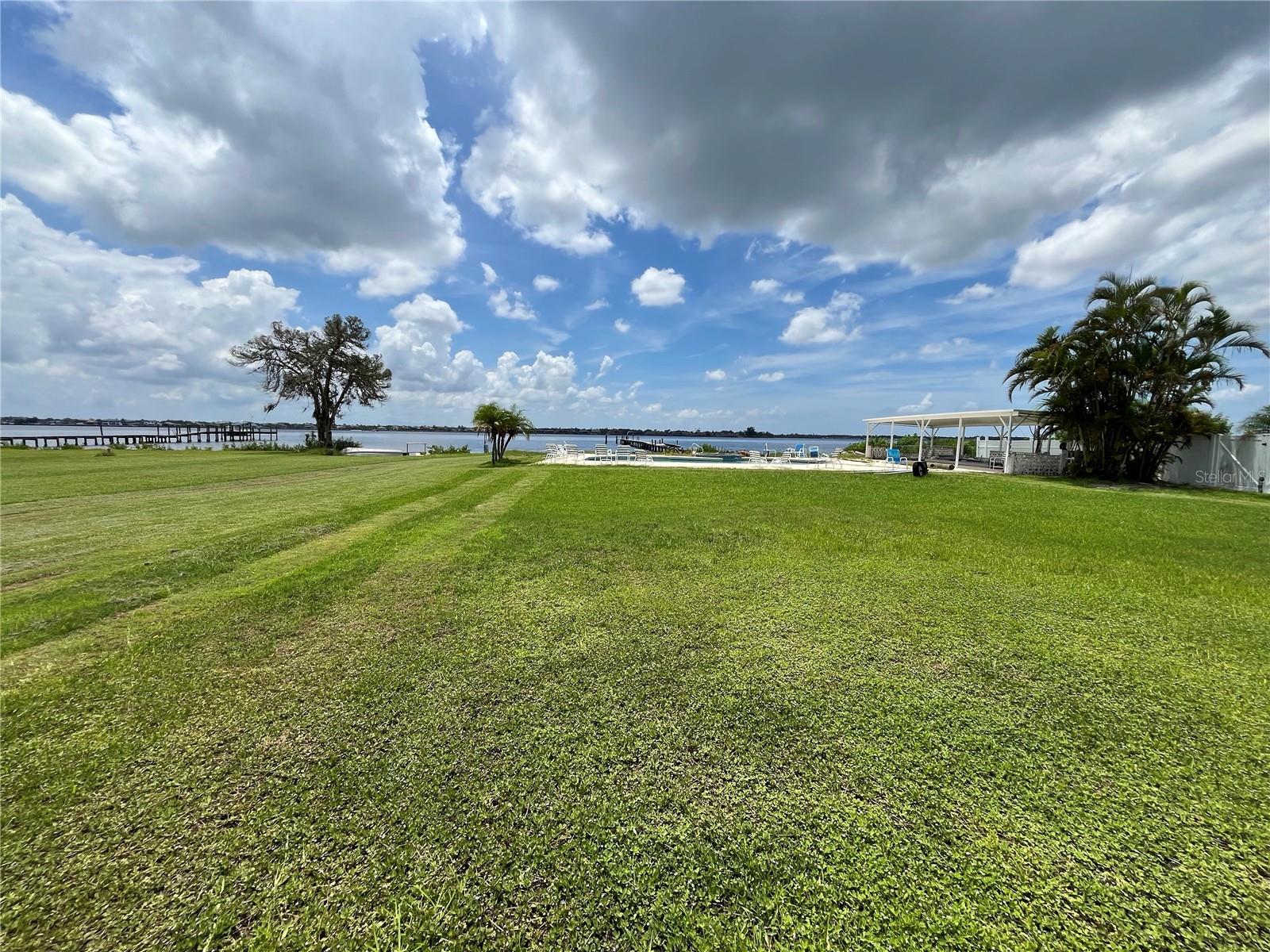 MANALEE - Residential