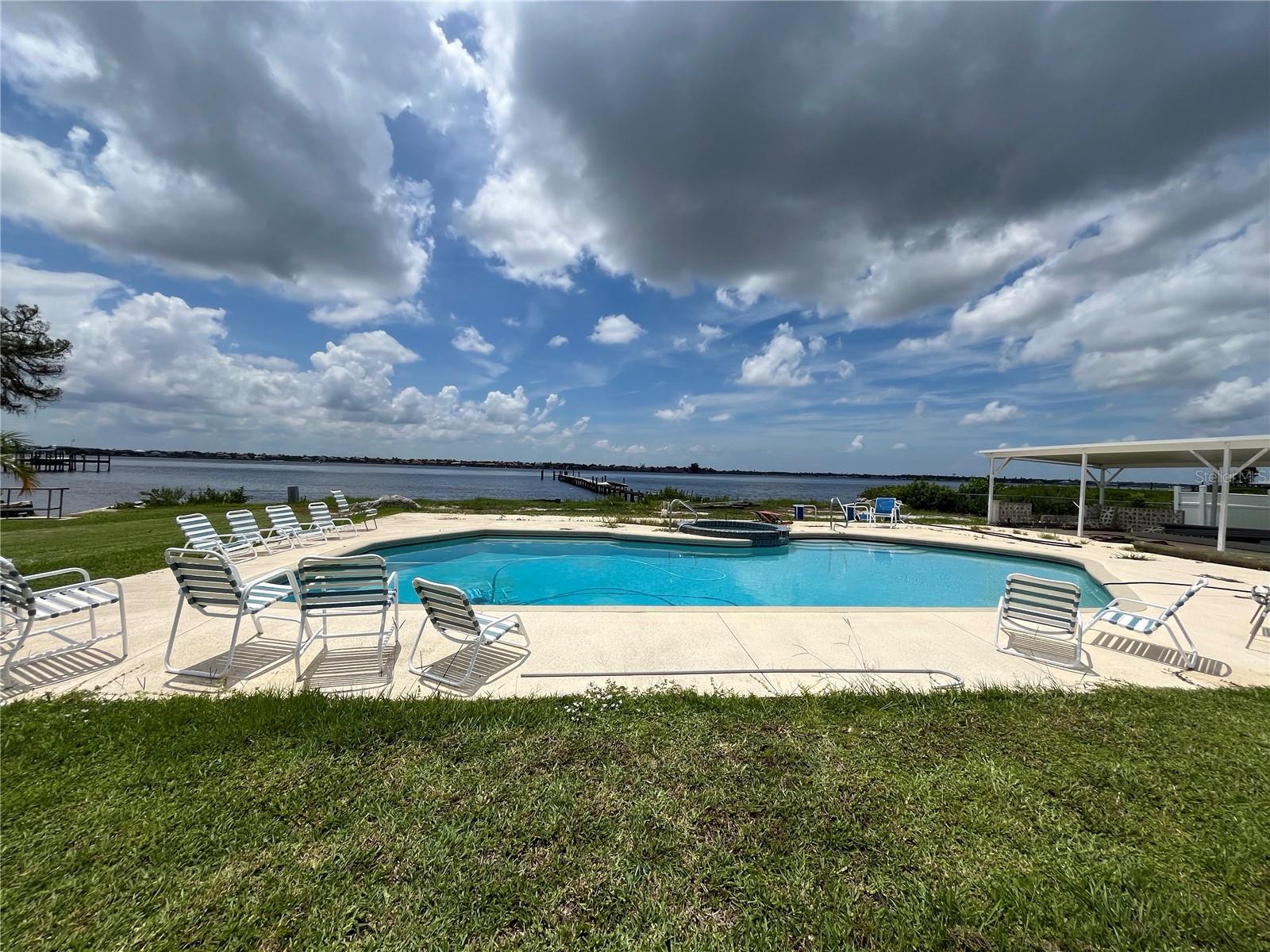 MANALEE - Residential