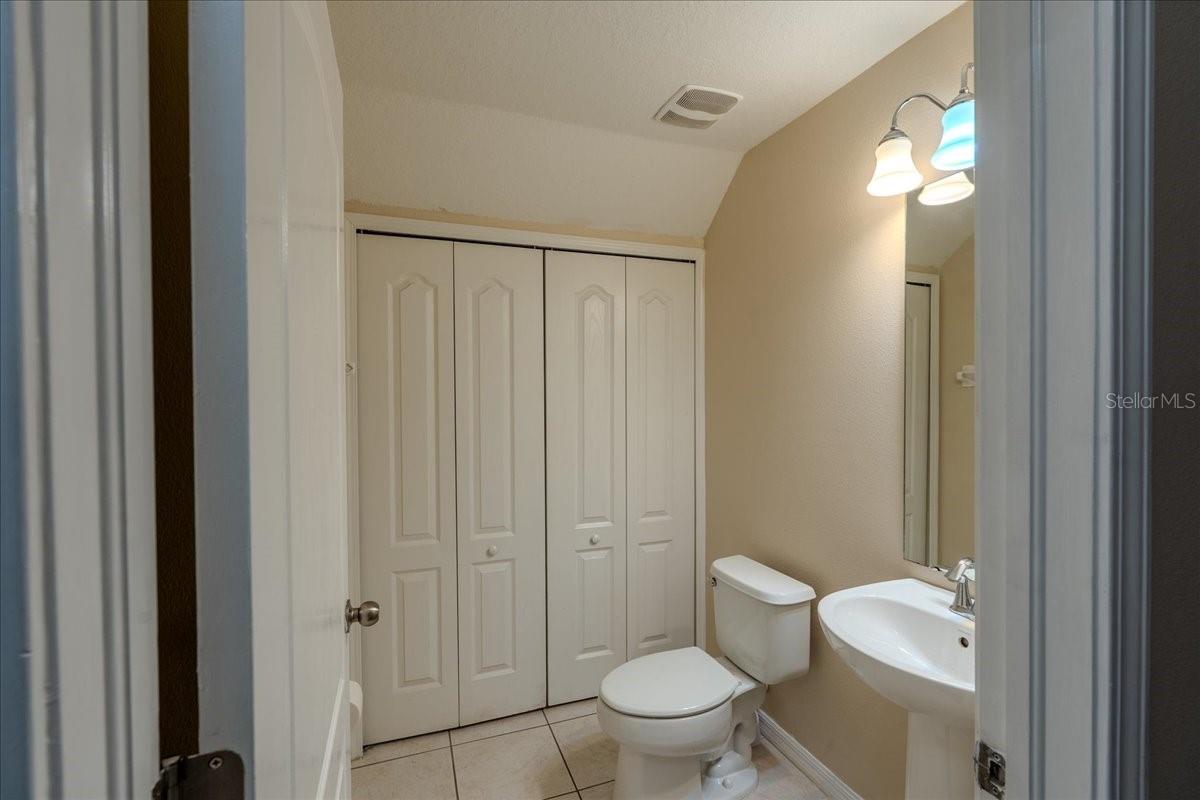 EILAND PARK TWNHMS - Residential