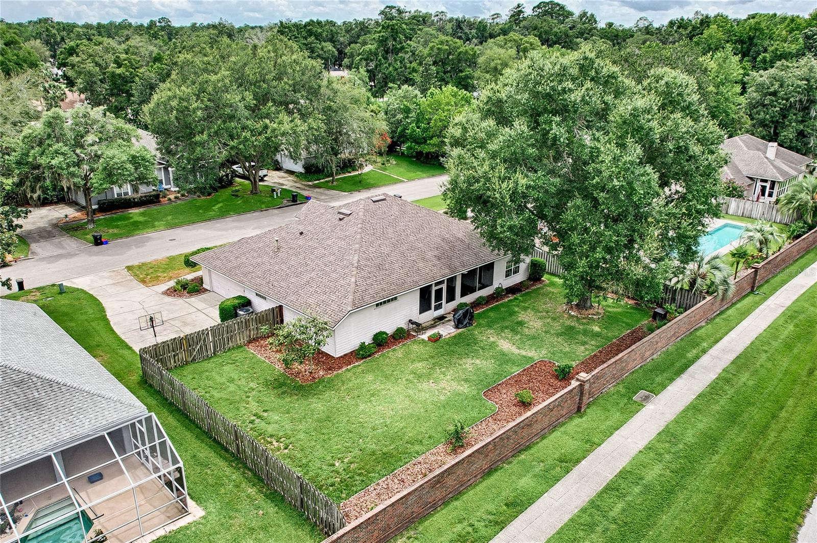 STERLING PLACE - Residential