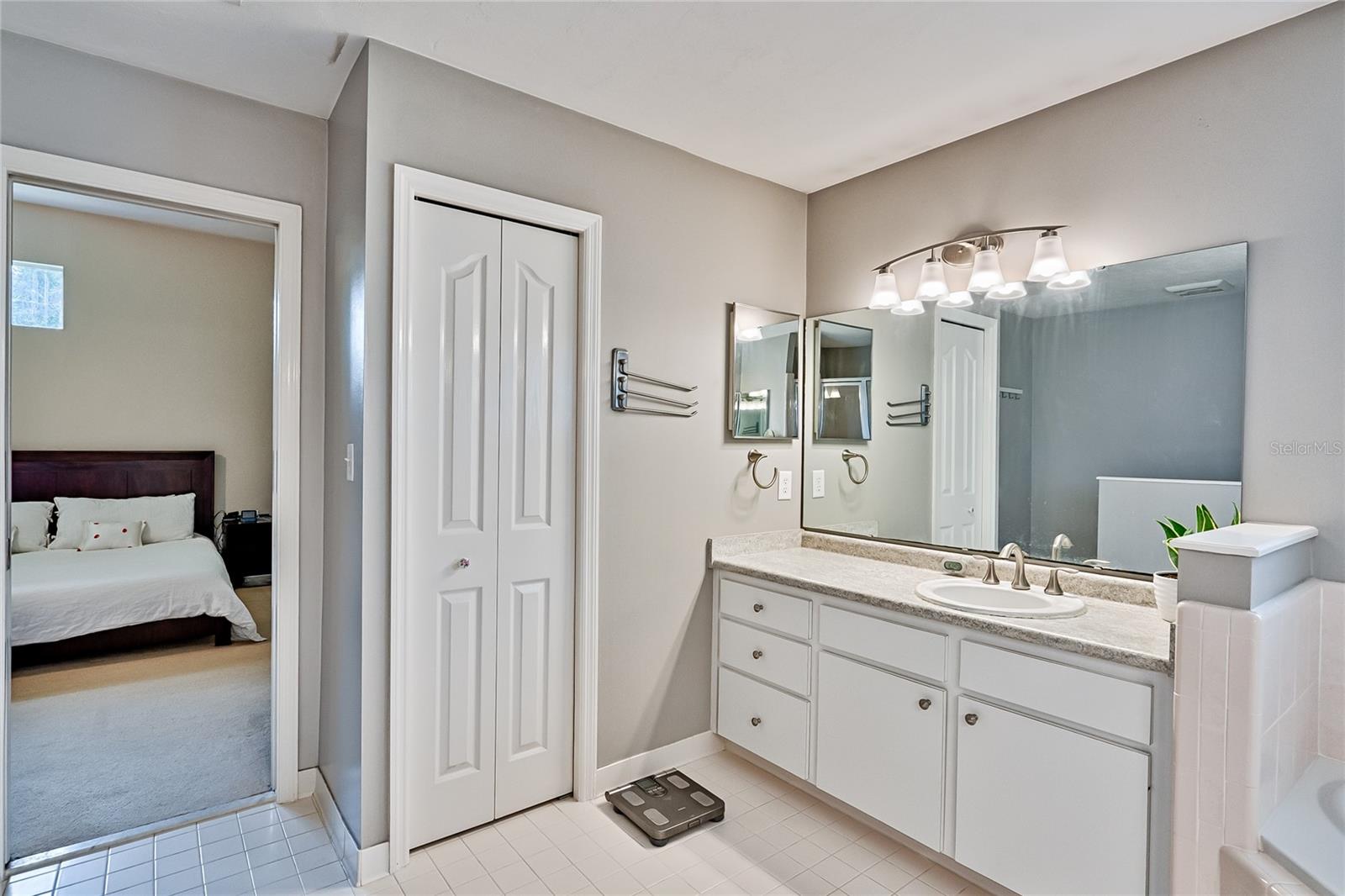 STERLING PLACE - Residential