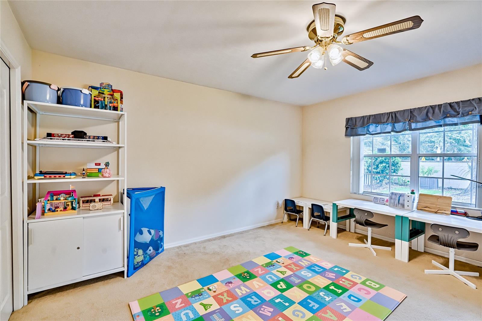 STERLING PLACE - Residential