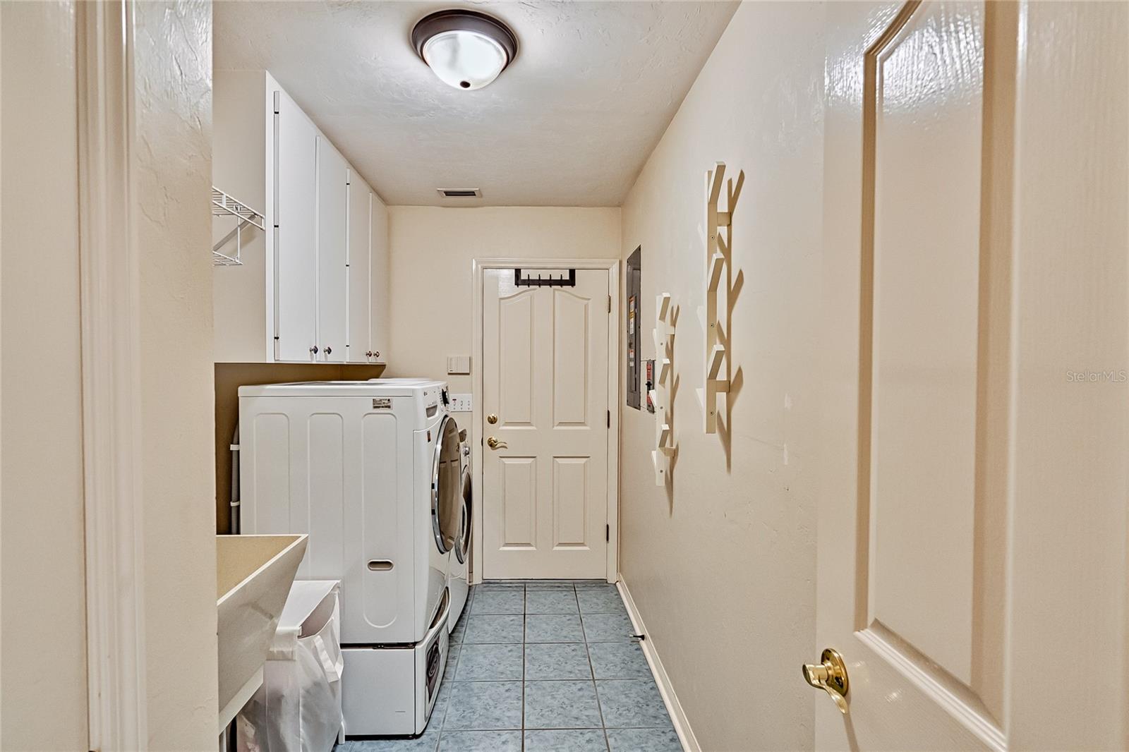 STERLING PLACE - Residential