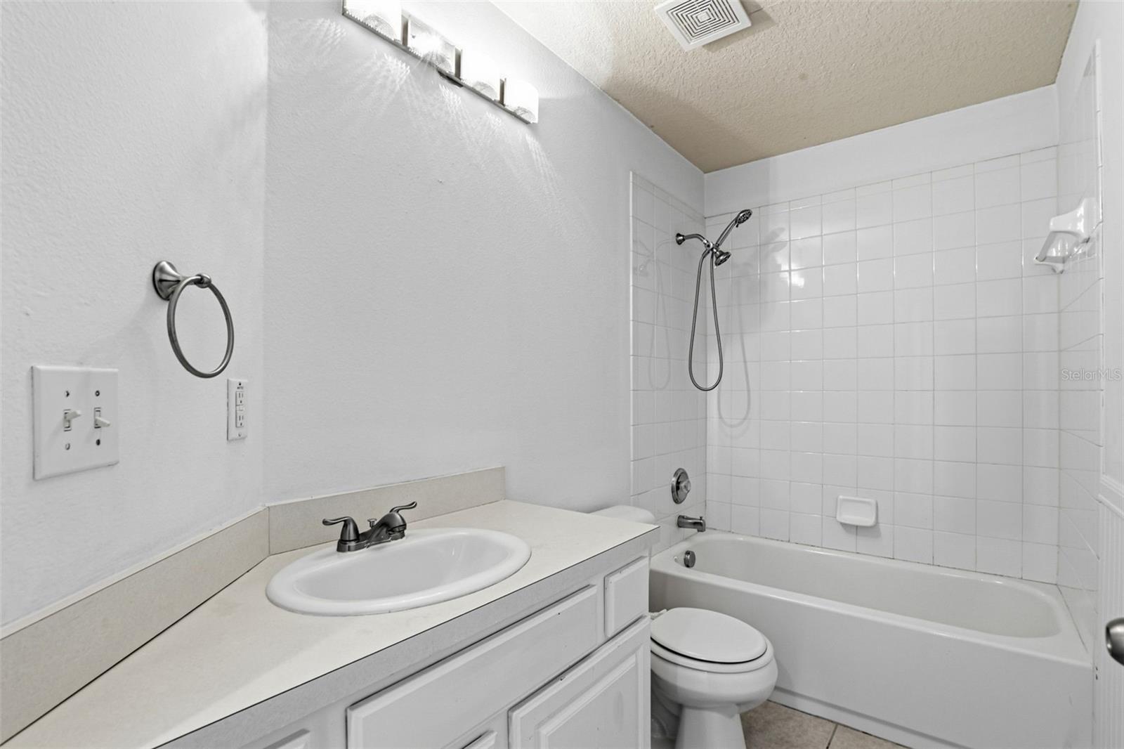 PALM COVE PH 01A - Residential