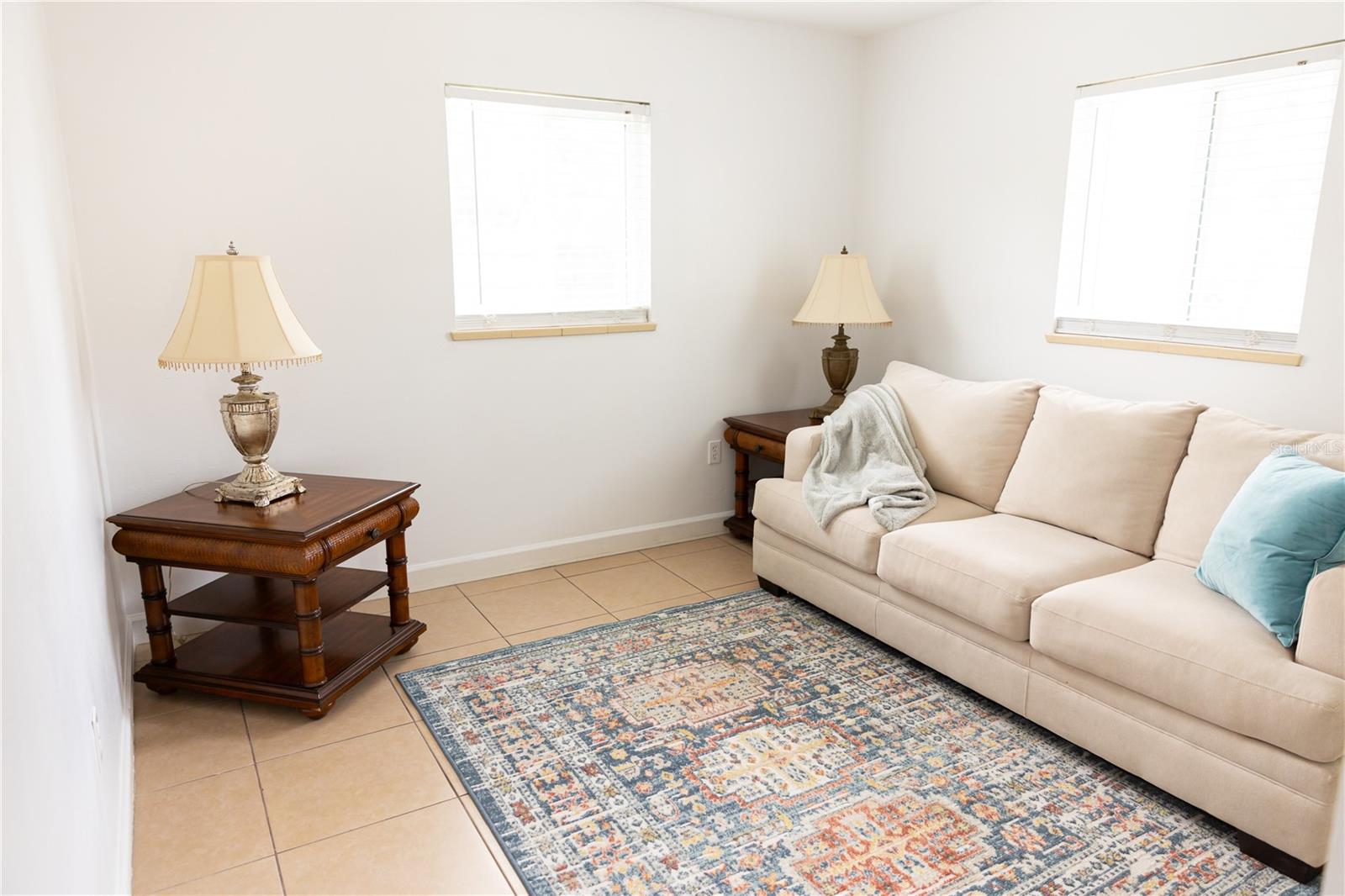 TROPICAL SHORES - Residential