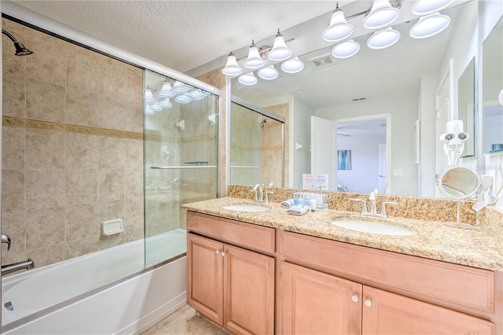 PARADISE PALMS RESORT PH 3B - Residential