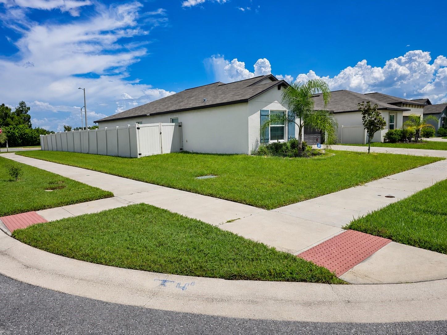 5404 BLUE AZURE DRIVE
