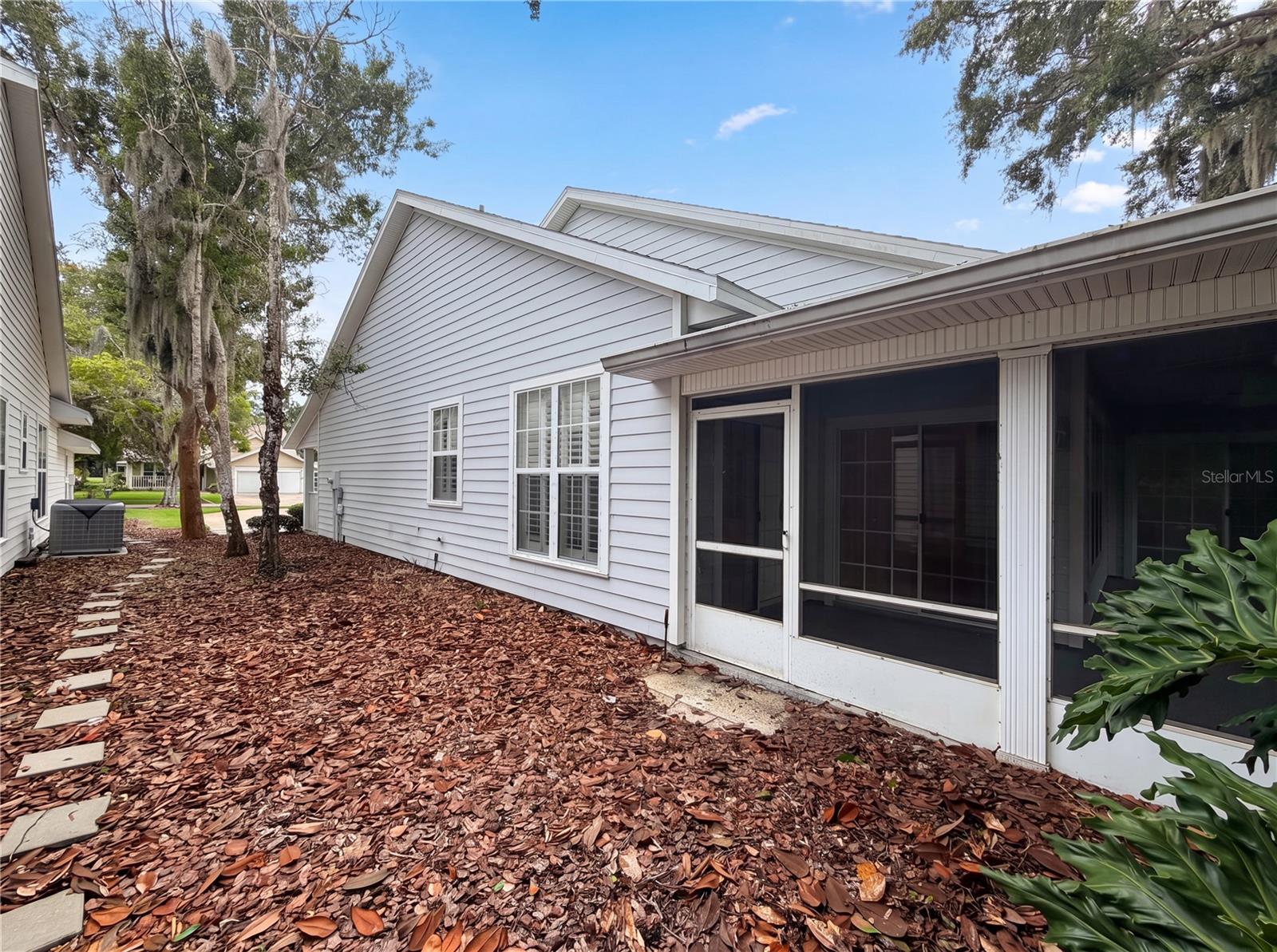 3319 NEWBLISS CIRCLE