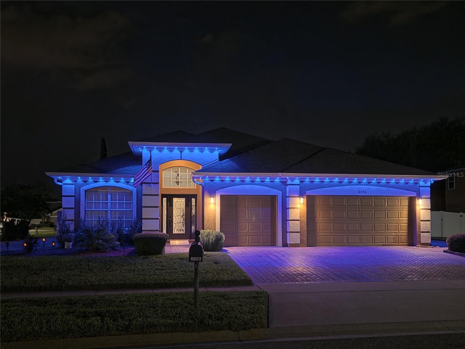 2306 EMERALD ROSE WAY