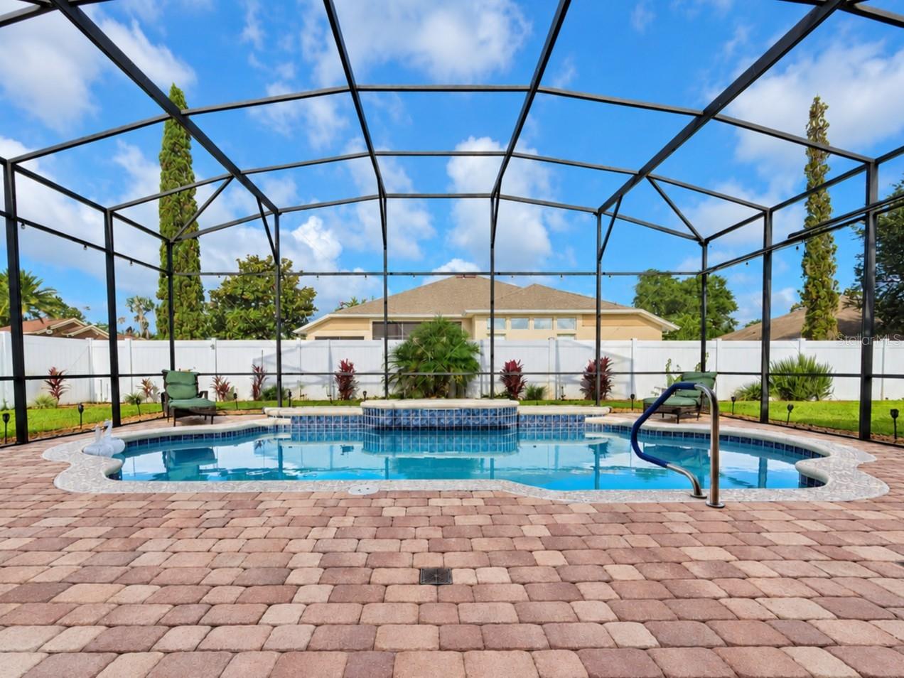 2306 EMERALD ROSE WAY