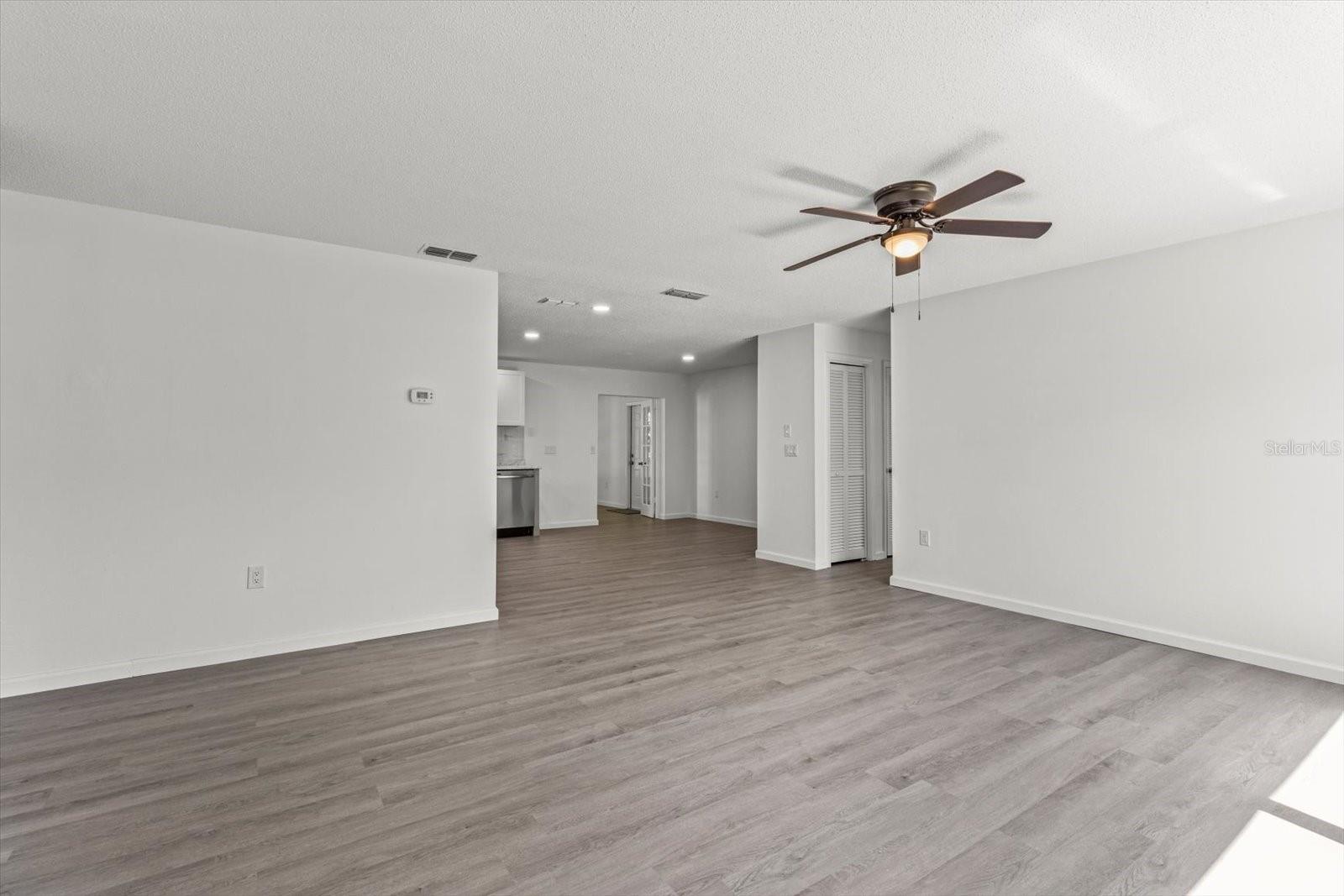 INVERNESS HIGHLANDS WEST ADD 01 - Residential