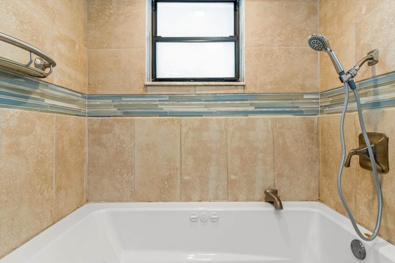 INVERNESS HIGHLANDS WEST ADD 01 - Residential