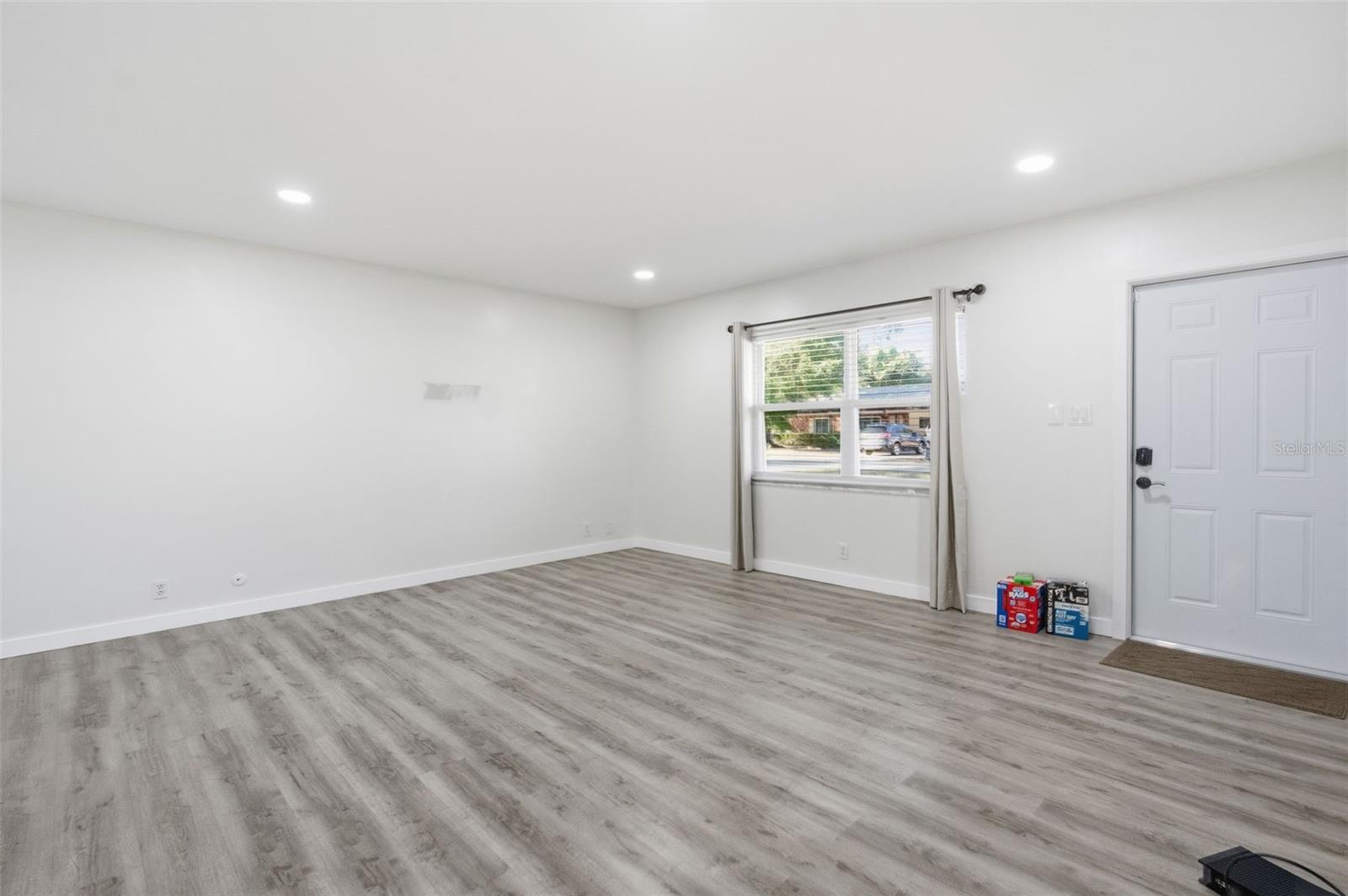 PLEASANT ESTATES - Residential