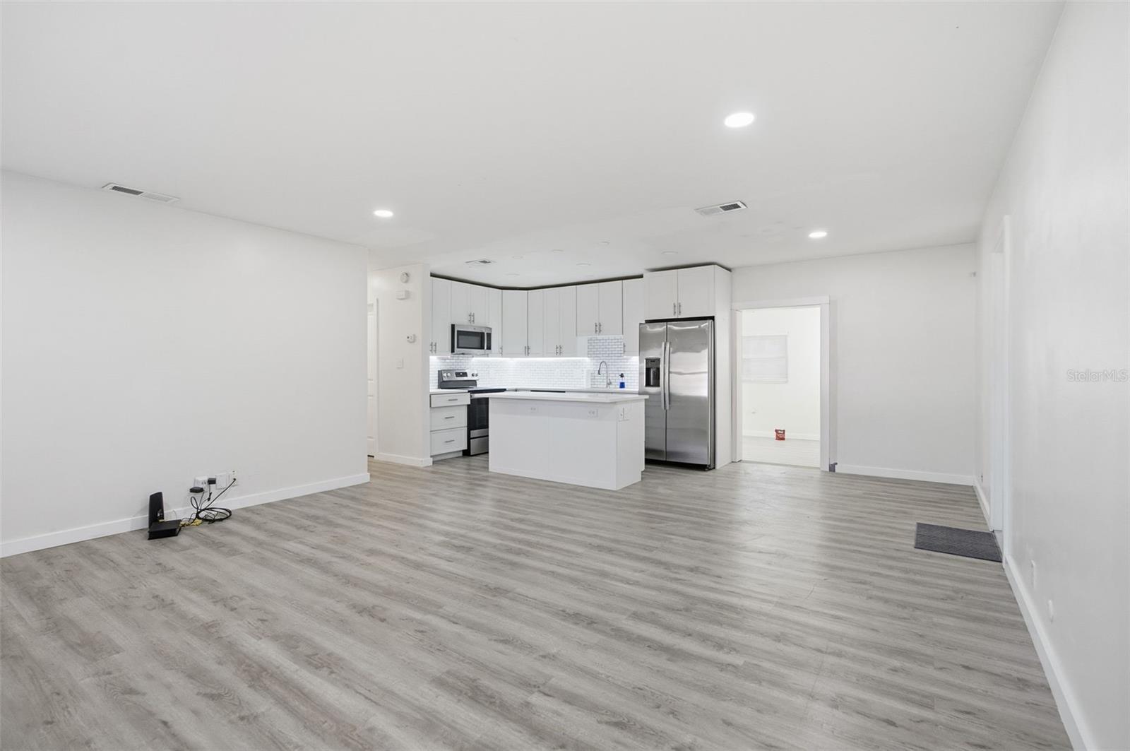 PLEASANT ESTATES - Residential