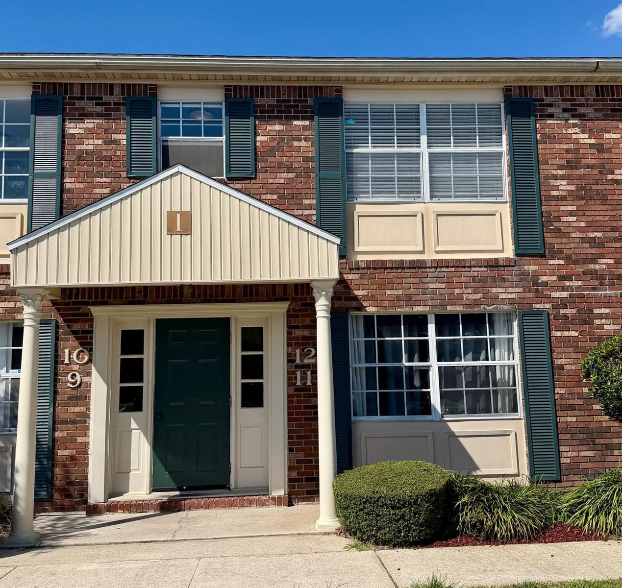 LAKE BENTLEY SHORES CONDO PH 01 - Residential Lease