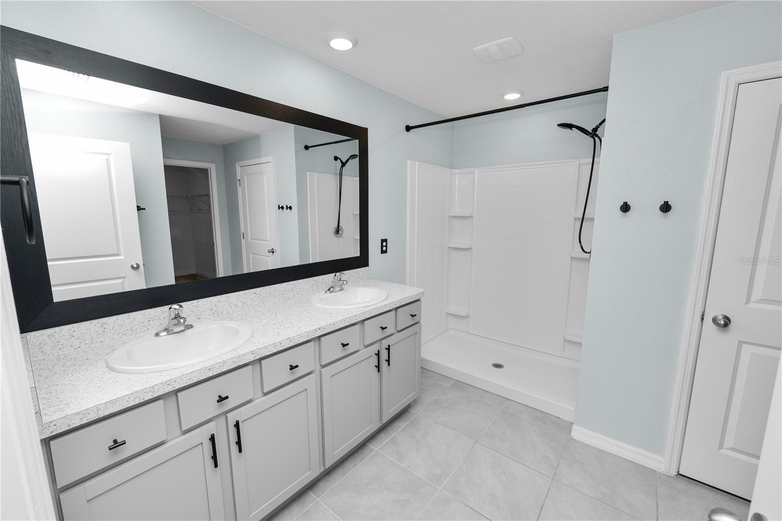 NORTH PARK ISLE PH 1B 1C & 1D - Residential