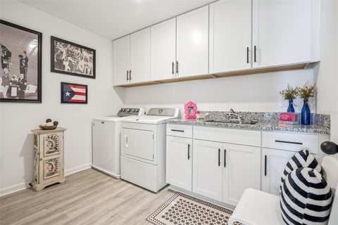 Tiny photo for 3868 Bannock Ave, Tavares, FL 32778 (MLS # O6451695)