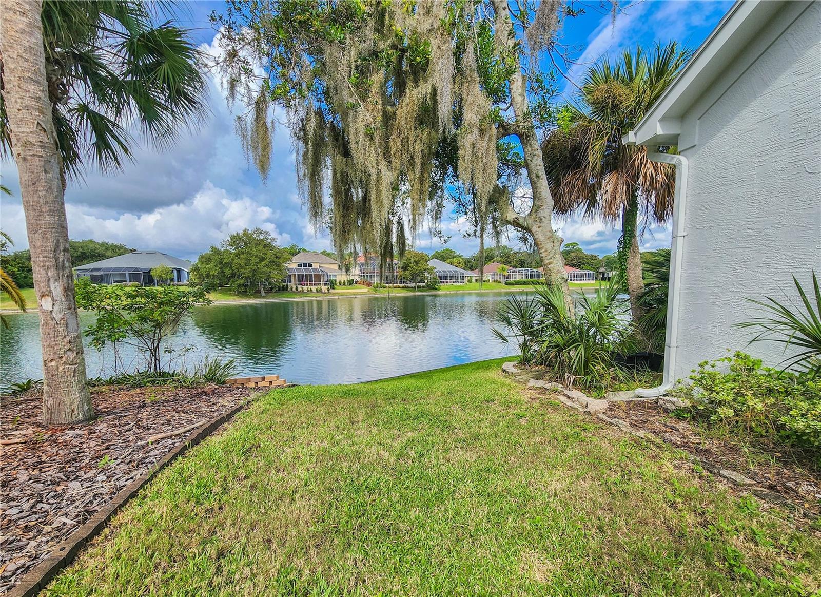 23 PELICAN COURT